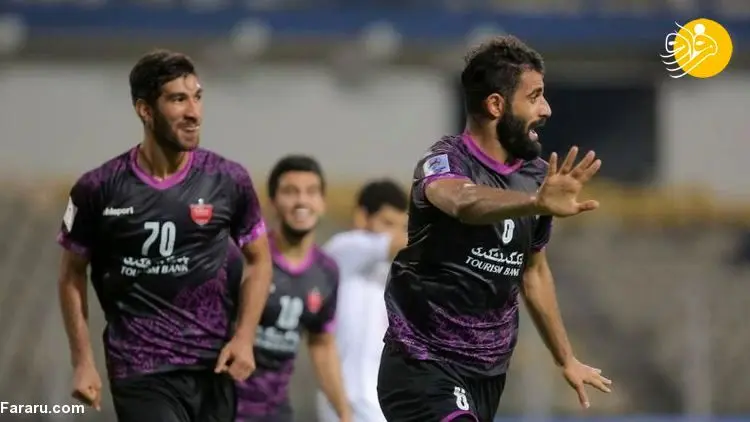 پیشنهاد ۳۰ میلیاردی الاهلی به مدافع پرسپولیس