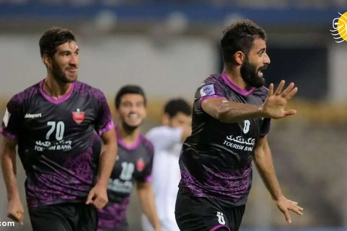 پیشنهاد ۳۰ میلیاردی الاهلی به مدافع پرسپولیس
