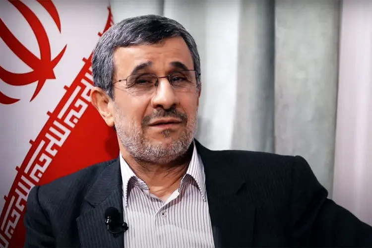 تله انفجاری جلوی پای محمود احمدی‌نژاد!