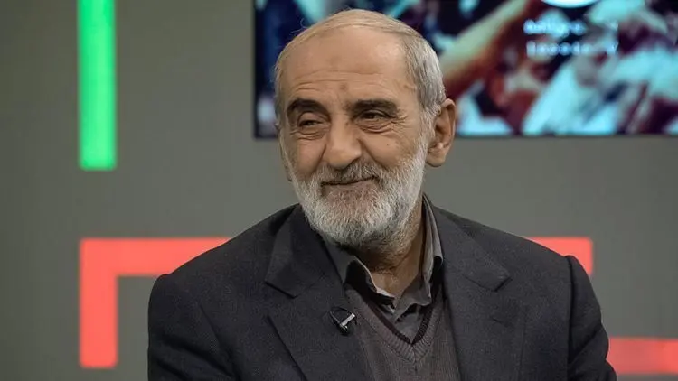 (ویدئو) شریعتمداری: ظریف متدین است اما کلاه سرش می‌رود!