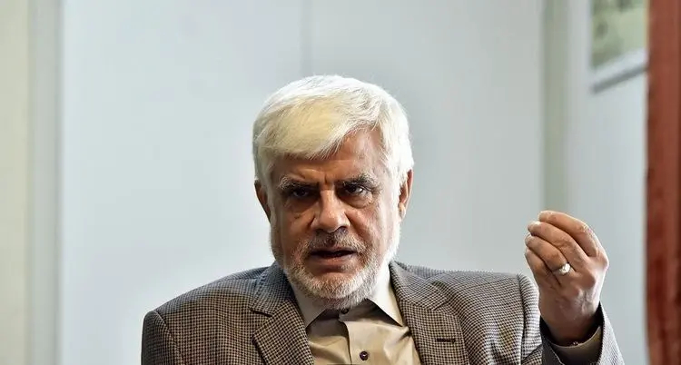 عارف: امکان نداشت بدون نظر خاتمی انصراف دهم