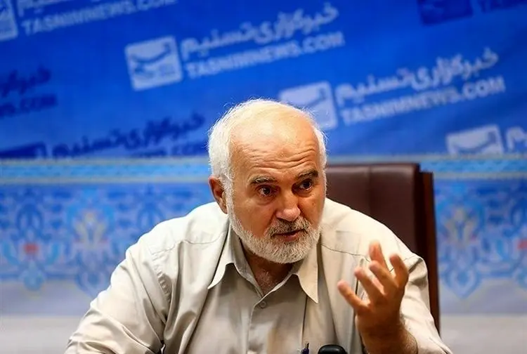 احمد توکلی: حرف‌های ظریف درباره سردار سلیمانی توهین نبود