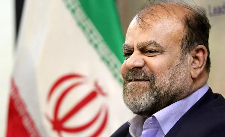رستم قاسمی: من حقوق‌دان نیستم اقتصاددانم