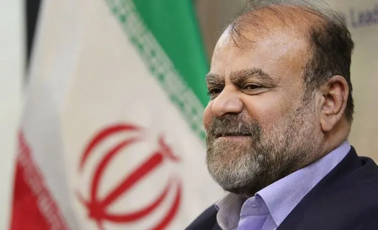 رستم قاسمی: من حقوق‌دان نیستم اقتصاددانم