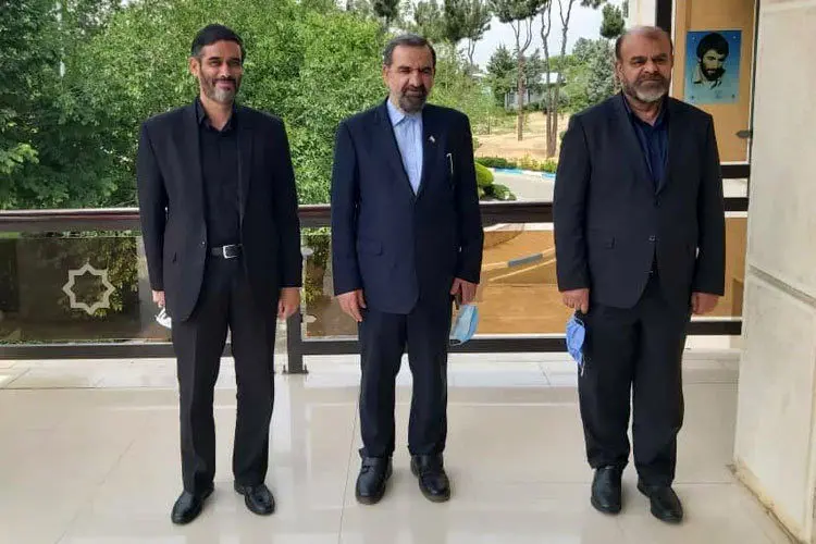احتمال ائتلاف سه نامزد نظامی