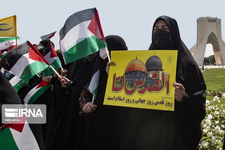 (تصاویر) مراسم روز جهانی قدس در میدان آزادی و انقلاب تهران
