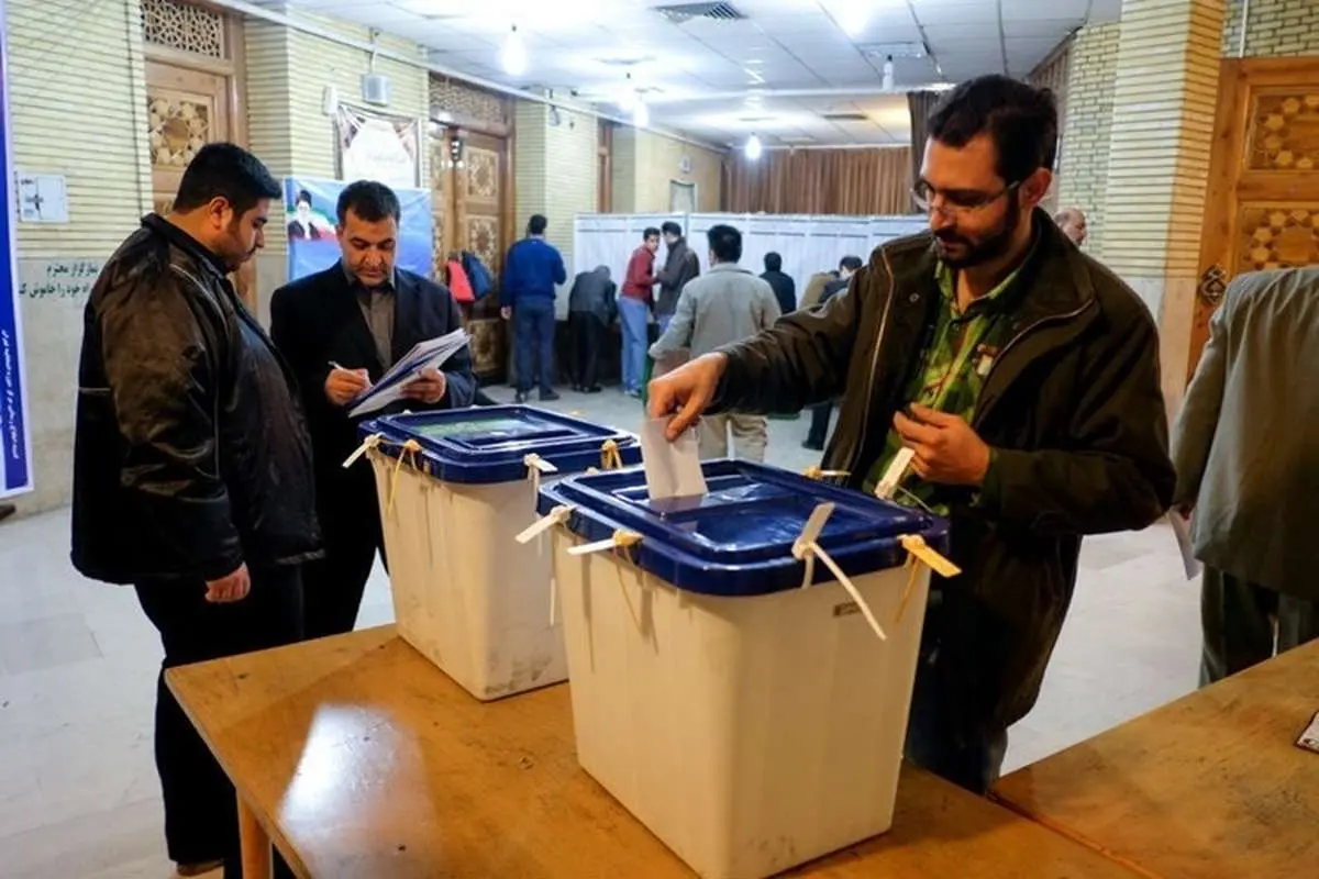 همکاران قالیباف چقدر شانس دارند؟