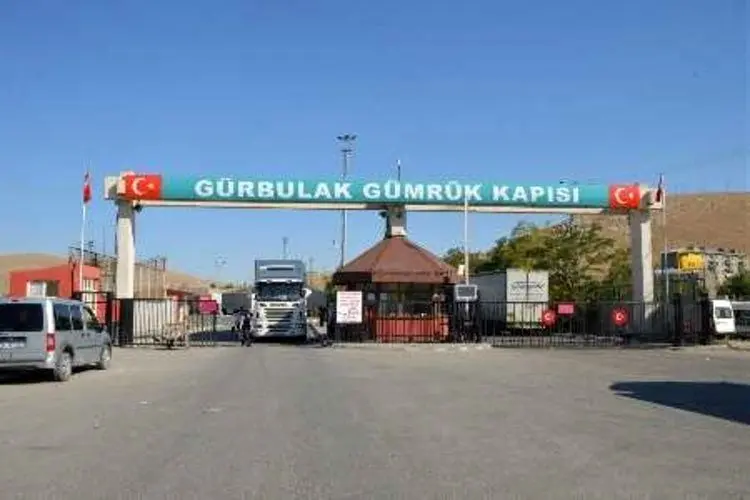 تکذیب بازگشایی مرزهای زمینی مسافری ایران با ترکیه