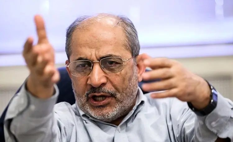 کنایه رفیق‌دوست به احمدی‌نژاد؛ او هیچ شباهتی به رجایی نداشت