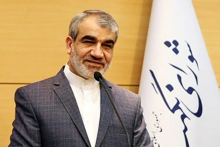انتقاد کدخدایی از برخی نامزدها: تبلیغات زودهنگام ممنوع!