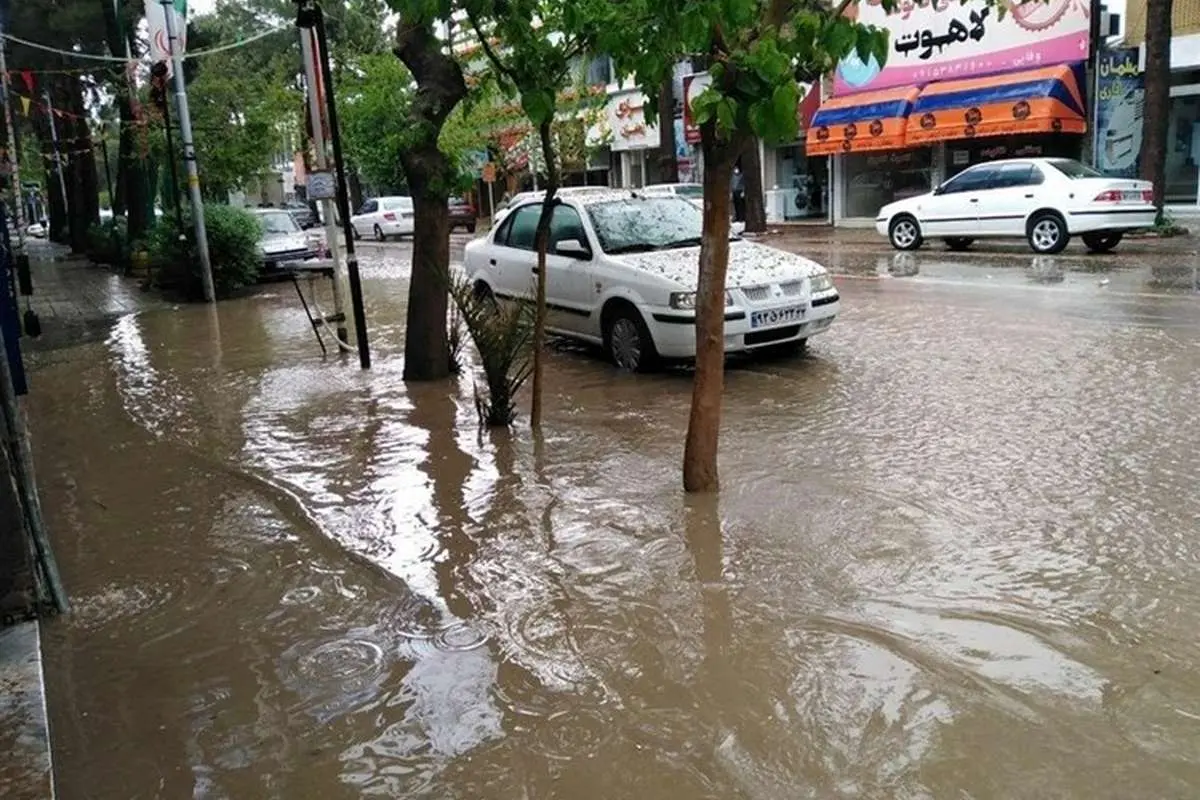 هشدار سیلاب و آبگرفتگی معابر برای امروز ۴ اردیبهشت ۱۴۰۰ در ۵ استان