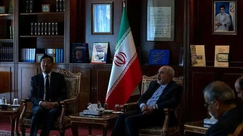 (عکس) قطع برق وزارت خارجه هنگام ملاقات با مقام چینی