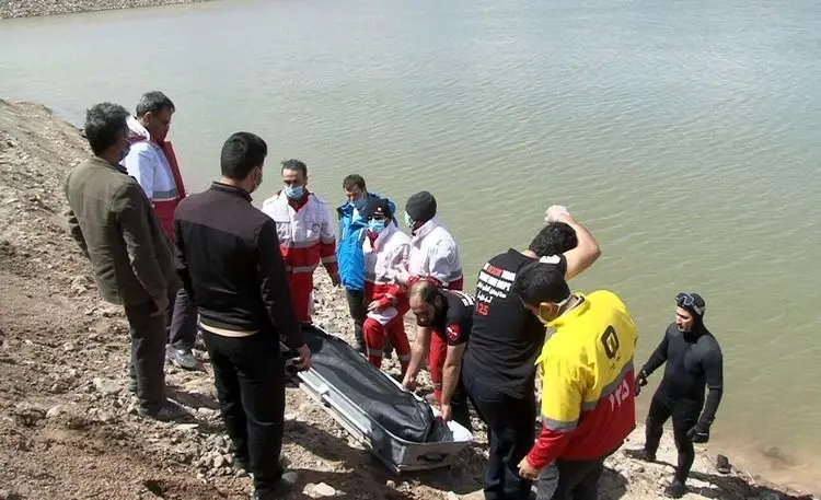 کشف جسد یک مرد در رودخانه کارون