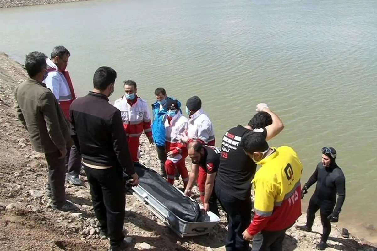 کشف جسد یک مرد در رودخانه کارون