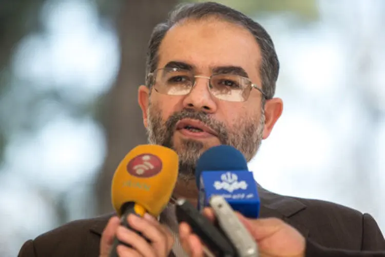 ره‌پیک: اقامت بستگان در خارج کشور دلیل رد صلاحیت نیست