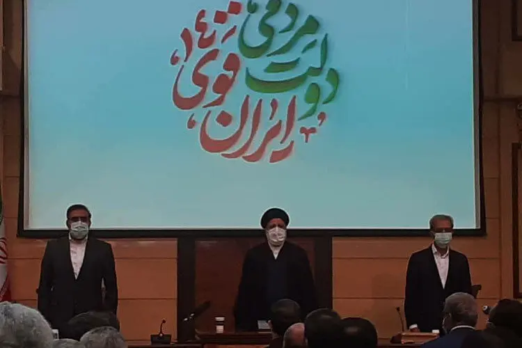 آغاز فعالیت‌های انتخاباتی نامزدها با انتقادها و وعده‌های اقتصادی