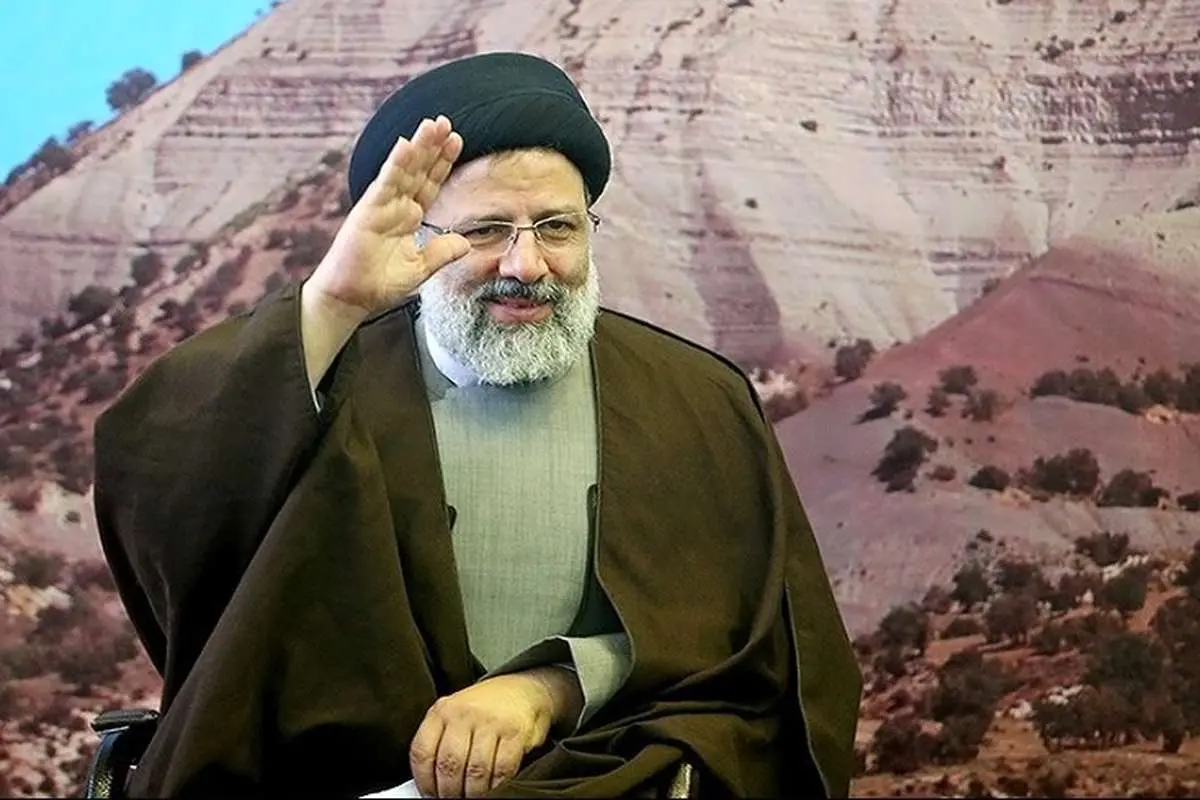حضور سرزده رییسی در بازار تهران و گفتگو با بازاریان