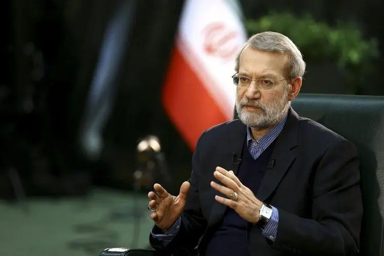 لاریجانی: چه ویژگی شما دارید که می‌گویید بقیه انقلابی نیستند؟