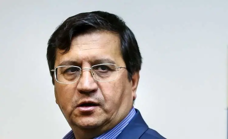زمان پخش برنامههای تبلیغاتی عبدالناصر همتی در صداوسیما