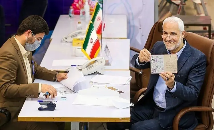 انتقاد تند محسن مهرعلیزاده به ابراهیم رئیسی