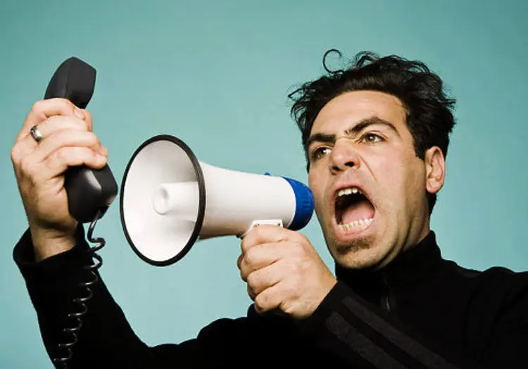 وقتی مشتری اعصاب ندارد!
