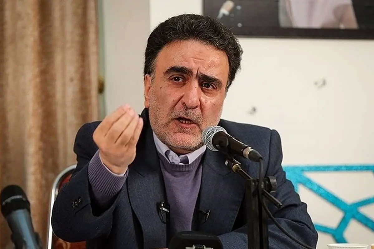 تاجزاده: روز جمعه برای ثبتنام میروم