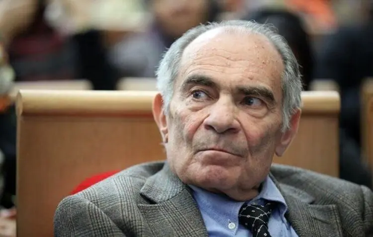 محمدرضا باطنی، مترجم و زبان شناس برجسته درگذشت