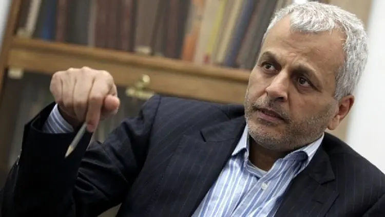هفت عضو شورای نگهبان از احمدی‌نژاد حمایت کردند