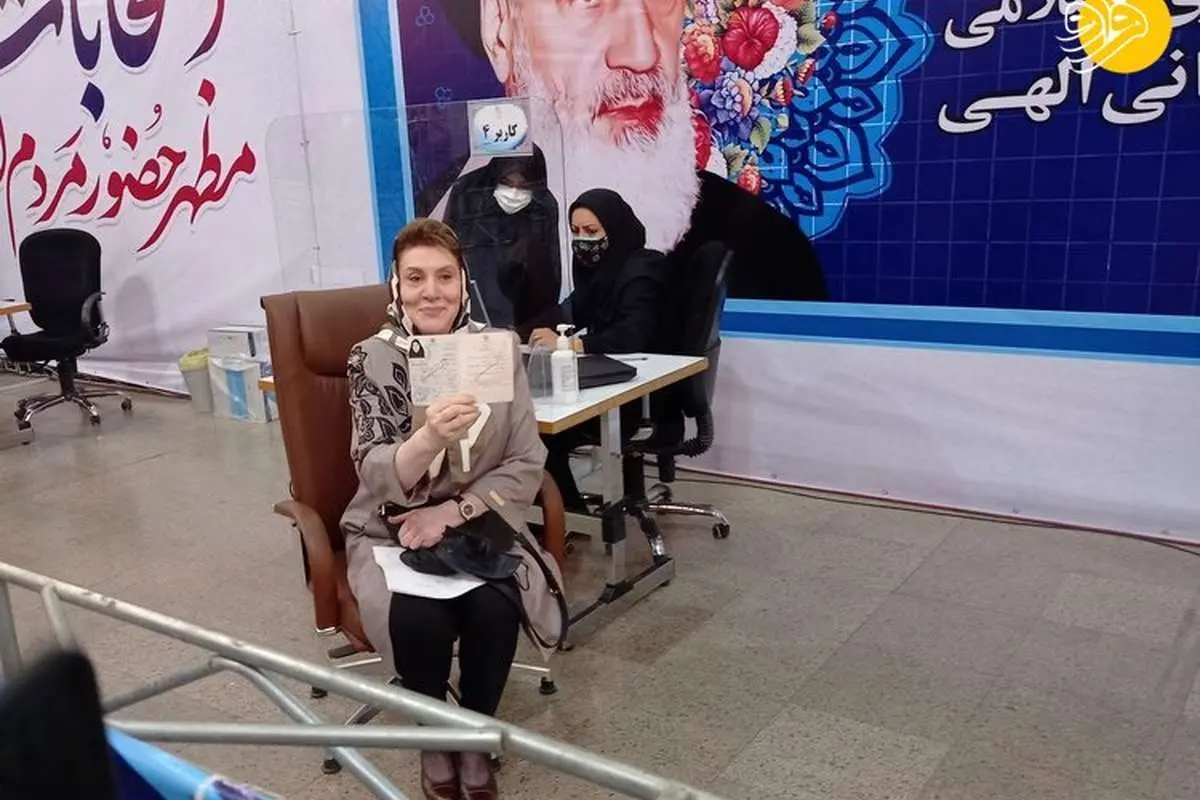 (تصاویر) اَبَر کاندیدای انتخابات ۱۴۰۰ وارد شد!