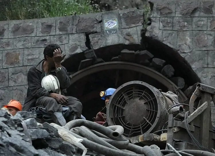 دادستان سمنان: با مقصران حادثه معدن طزره برخورد می‌شود