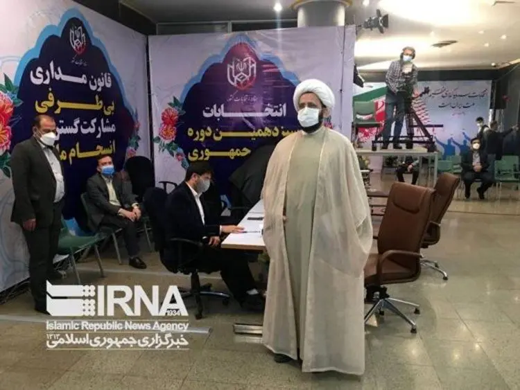 این چهره روحانی کاندیدای ریاست جمهوری شد