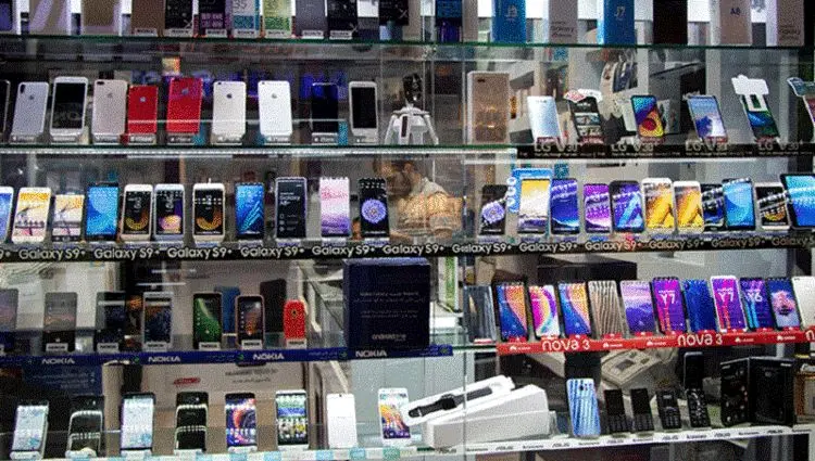 تغییرات قیمت گوشی‌های پرفروش سامسونگ، شیائومی و هوآوی در هفته چهارم اردیبهشت ۱۴۰۰