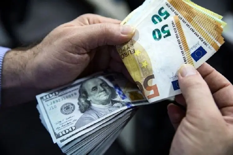 قیمت دلار و یورو امروز یکشنبه ۲۶ اردیبهشت ۱۴۰۰