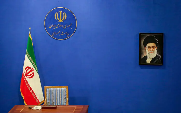 انتخابات ۱۴۰۰؛ چه کسی «ضربه گیر» چه کسی خواهد بود؟