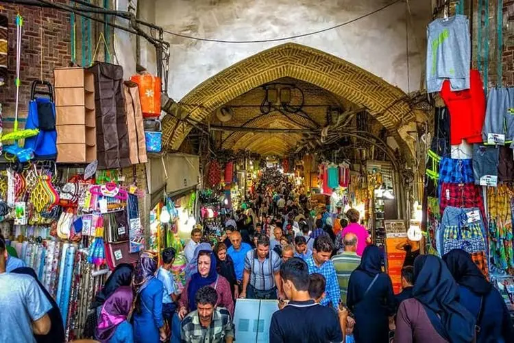 مسائل بغرنج ایران و متقاضیان بی‌برنامه پست ریاست‌جمهوری