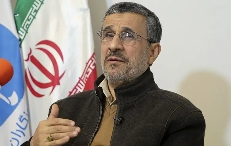 (ویدئو) توضیحات احمدی‌نژاد درباره «هاله نور» برای اولین بار