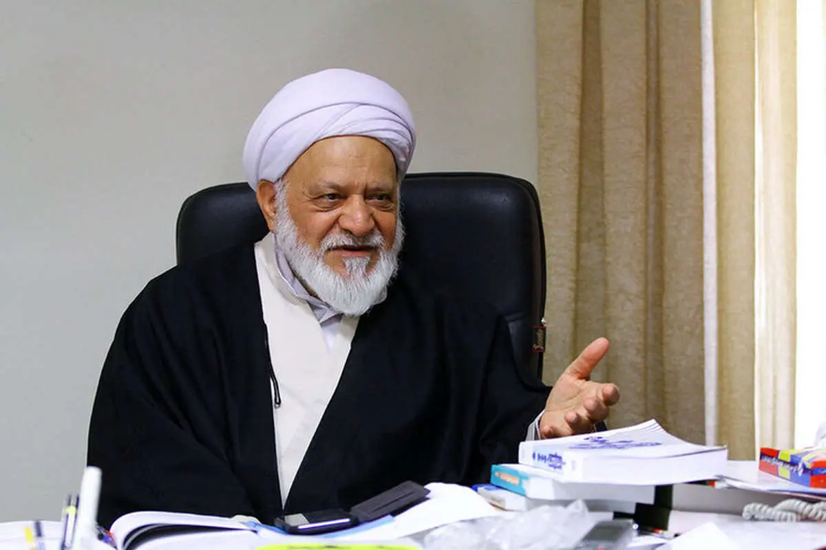 «اگر شورای نگهبان بازنگری نکند، باید حکم حکومتی صادر شود»