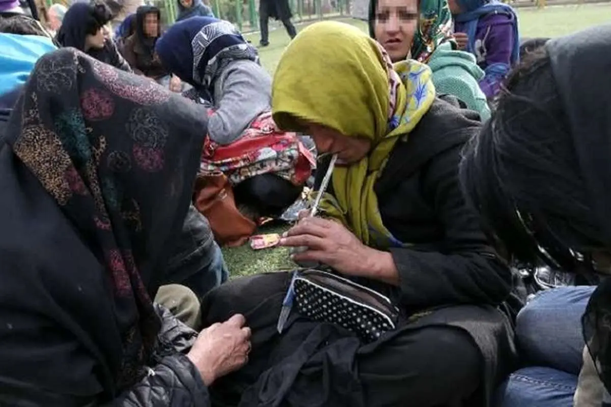 سن کارتن خوابی زنان در ایران به 15 سال رسید