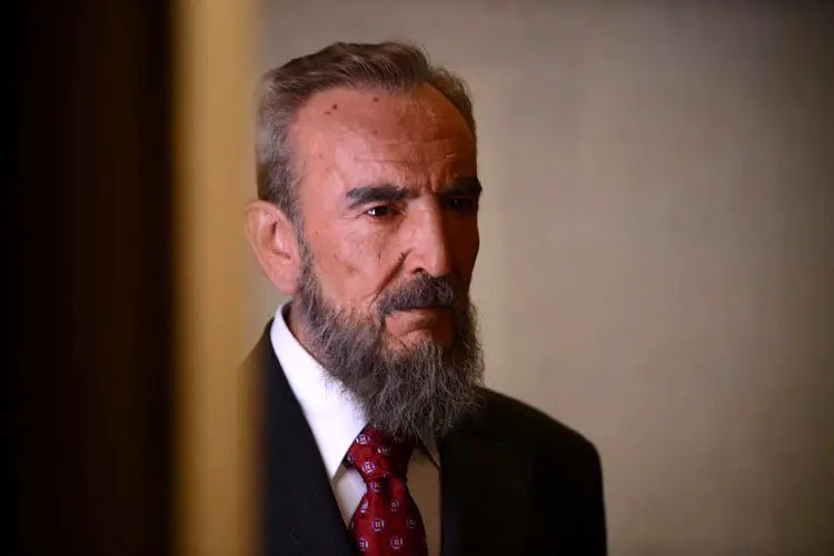 (ویدئو) گریم فوق‌العاده بیوک میرزایی در نقش فیدل کاسترو
