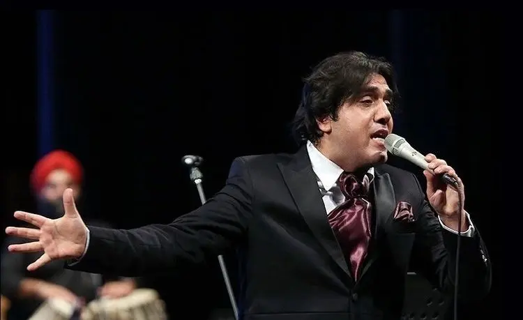 مانی رهنما خواننده تیتراژ «زد و بند» شد