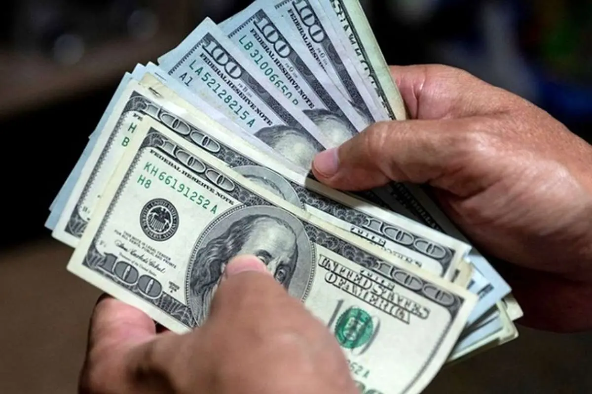 خروج دلار از دایره امن