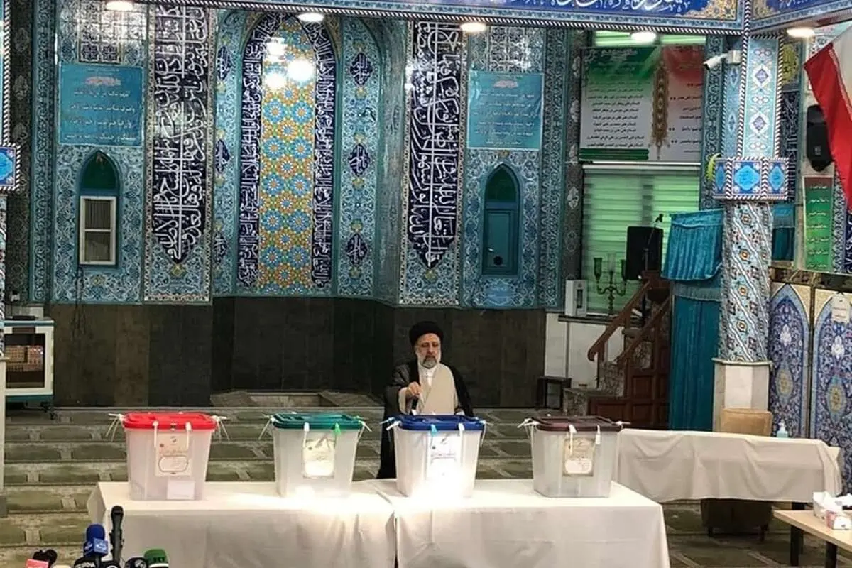 ابراهیم رئیسی برای رأی دادن به کجا رفت؟