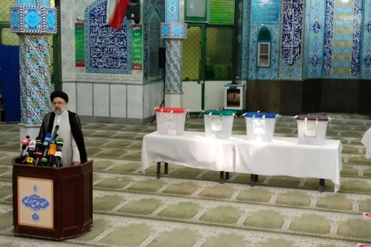 رئیسی: برای حل مشکلات مردم شب و روز نمیشناسم