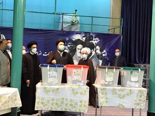 (عکس) سید حسن خمینی رای داد