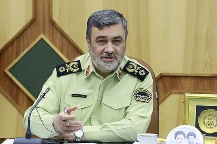 پلیس به حالت آماده باش درآمد