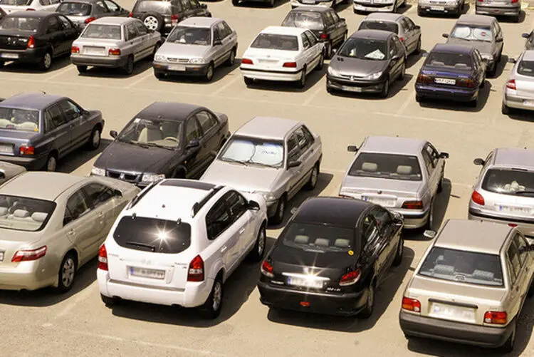 آینده بازار خودرو در دولت جدید؛ آیا قیمت‌ها کاهش خواهد یافت؟