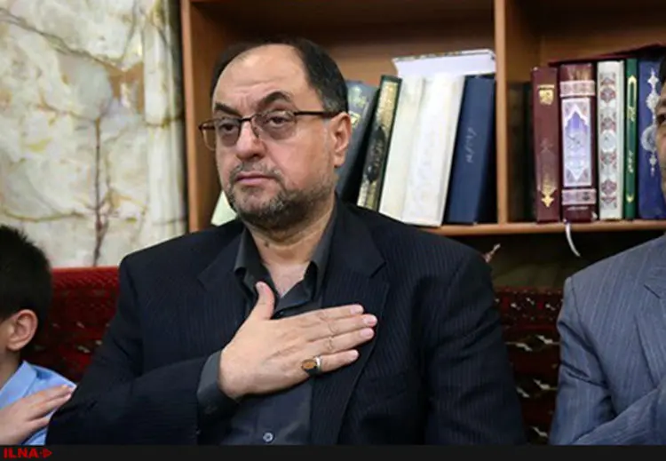 انتقاد رسانه اصولگرا از یادداشت انتخاباتی وحید حقانیان