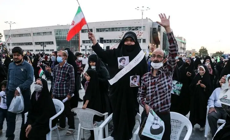 (تصاویر) زاکانی در جشن پیروزی رئیسی در مشهد