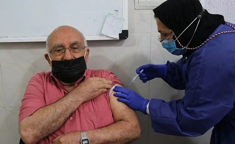استاندار تهران: منتظر دریافت واکسن افراد ۷۰ سال به بالا هستیم