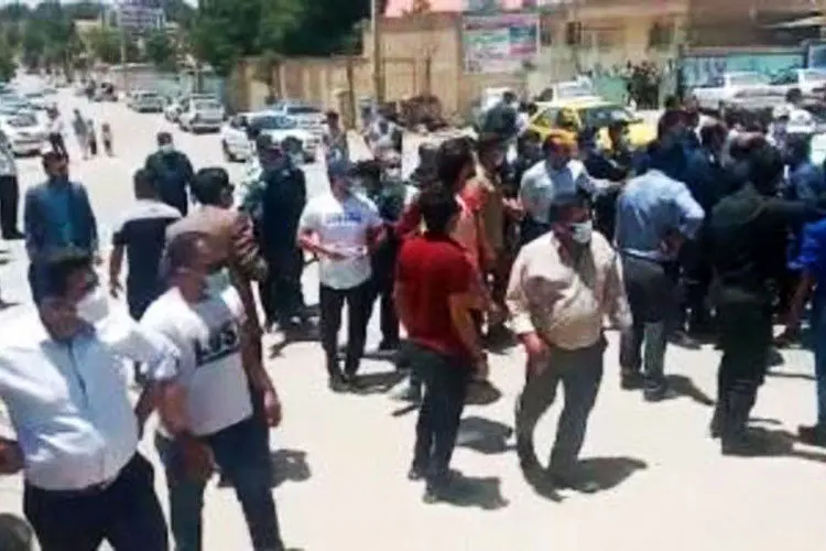 اعتراض به نتایج انتخابات در یاسوج و بازداشت ۱۰۰نفر